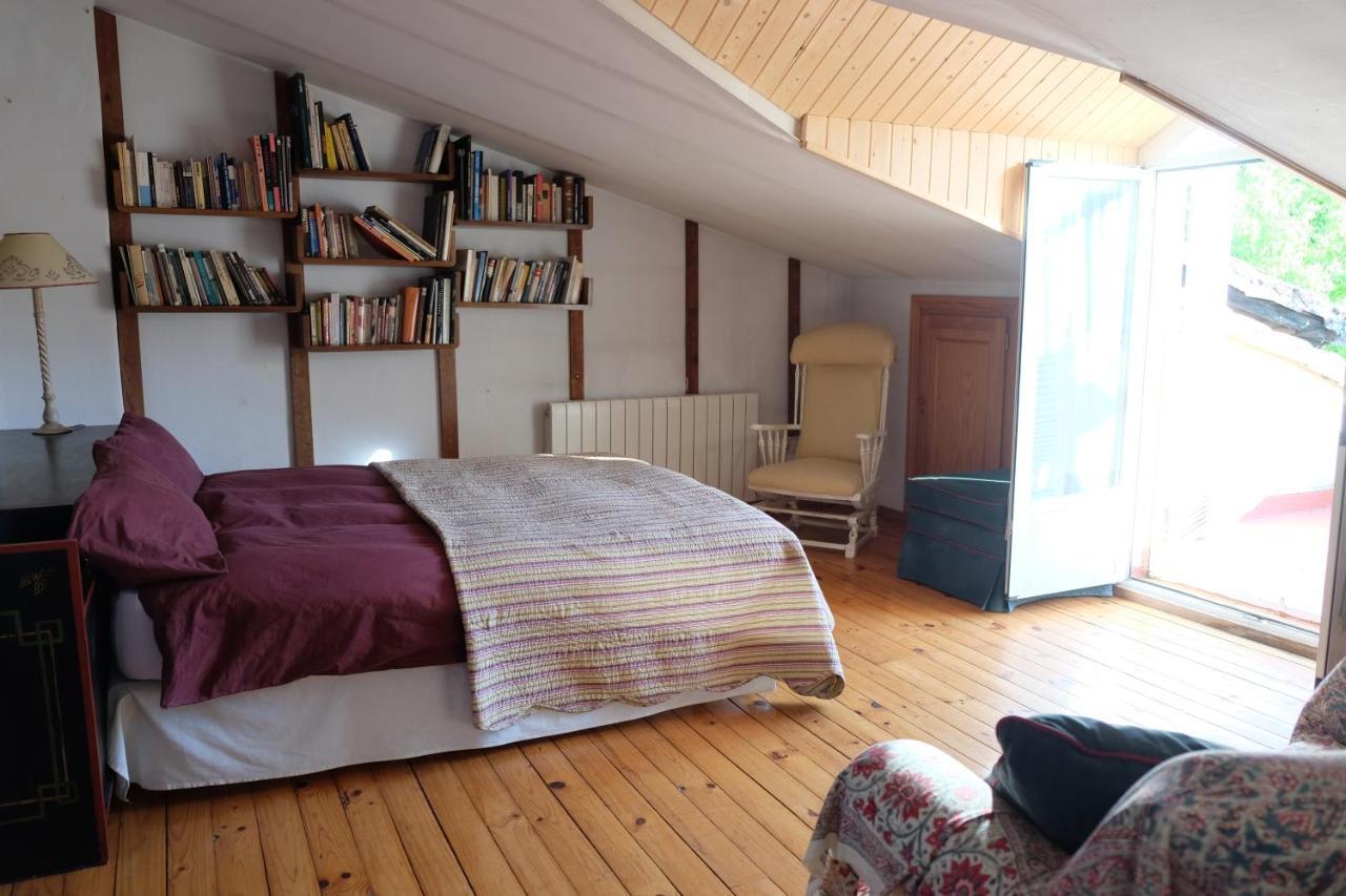 La Casa De Isabela Villa Аренас де Сан Педро Екстериор снимка